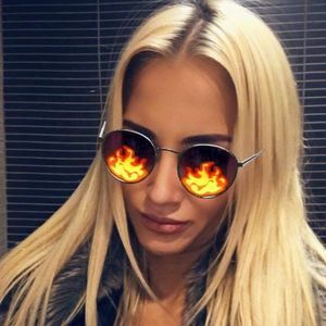 Meet your Posher, Alena